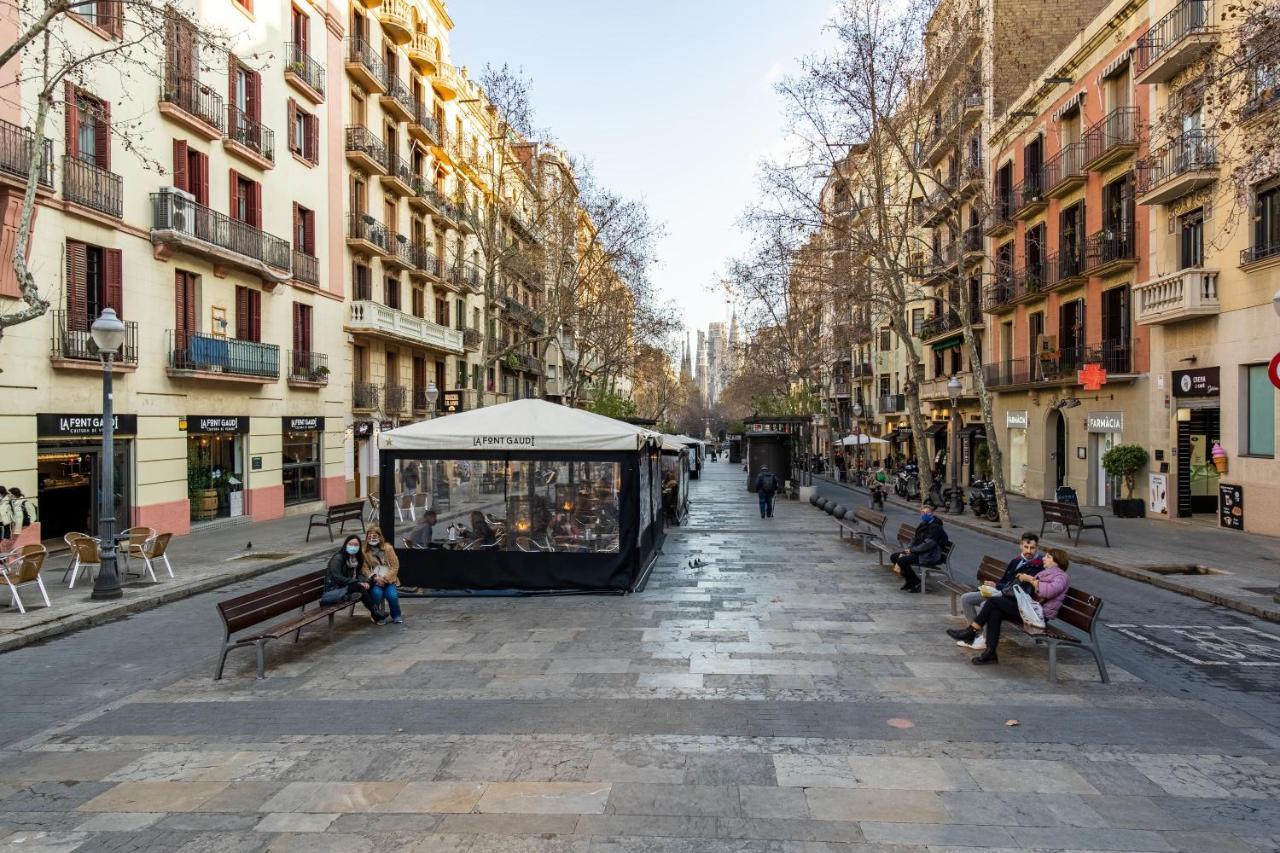 Apartament Fridays Flats Whisper-Quiet Near Sagrada'S Heart Barcelona Zewnętrze zdjęcie