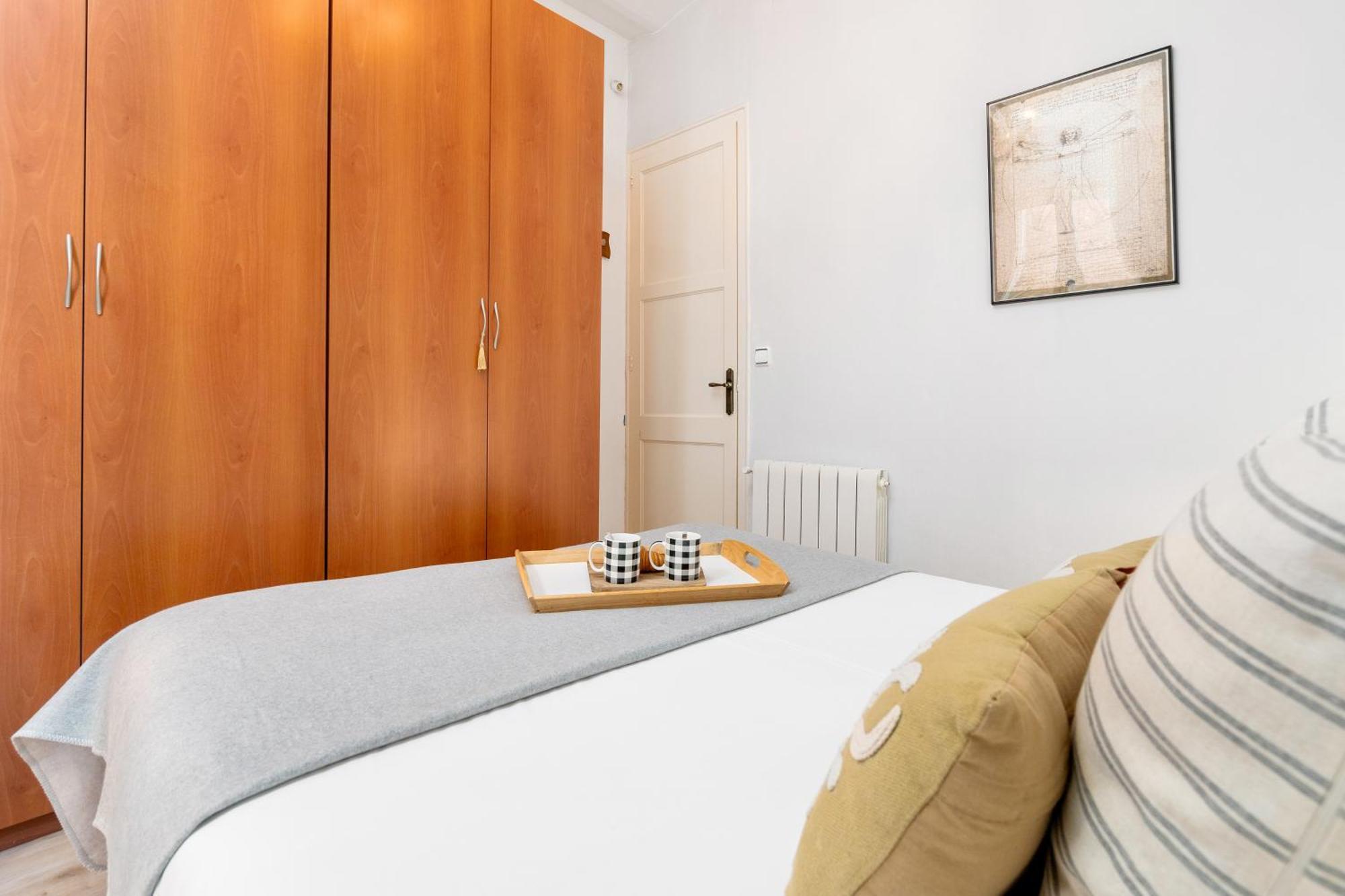 Apartament Fridays Flats Whisper-Quiet Near Sagrada'S Heart Barcelona Zewnętrze zdjęcie