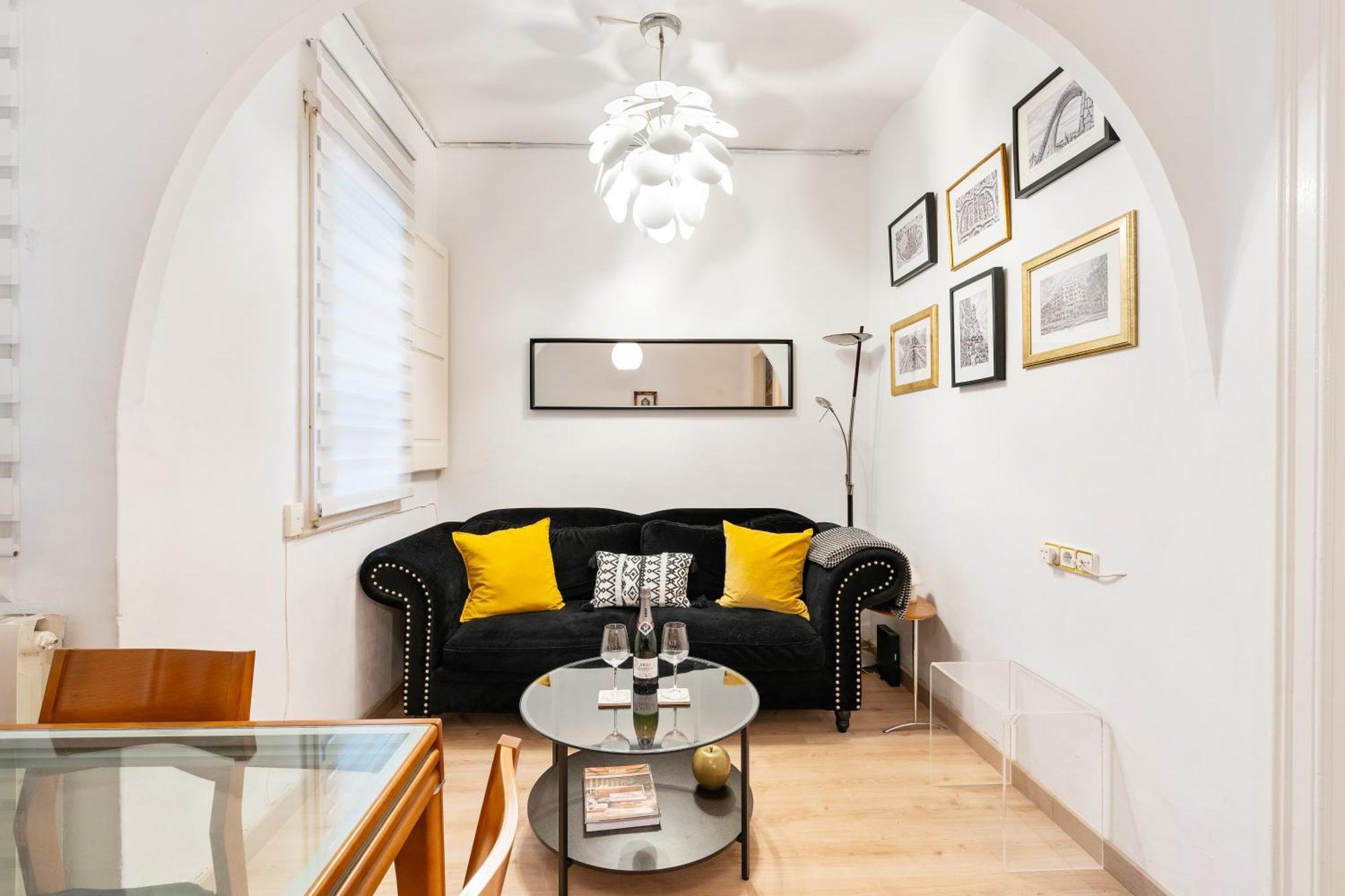 Apartament Fridays Flats Whisper-Quiet Near Sagrada'S Heart Barcelona Zewnętrze zdjęcie
