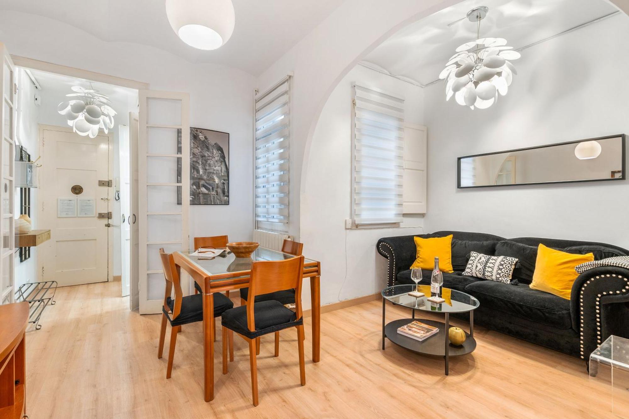 Apartament Fridays Flats Whisper-Quiet Near Sagrada'S Heart Barcelona Zewnętrze zdjęcie