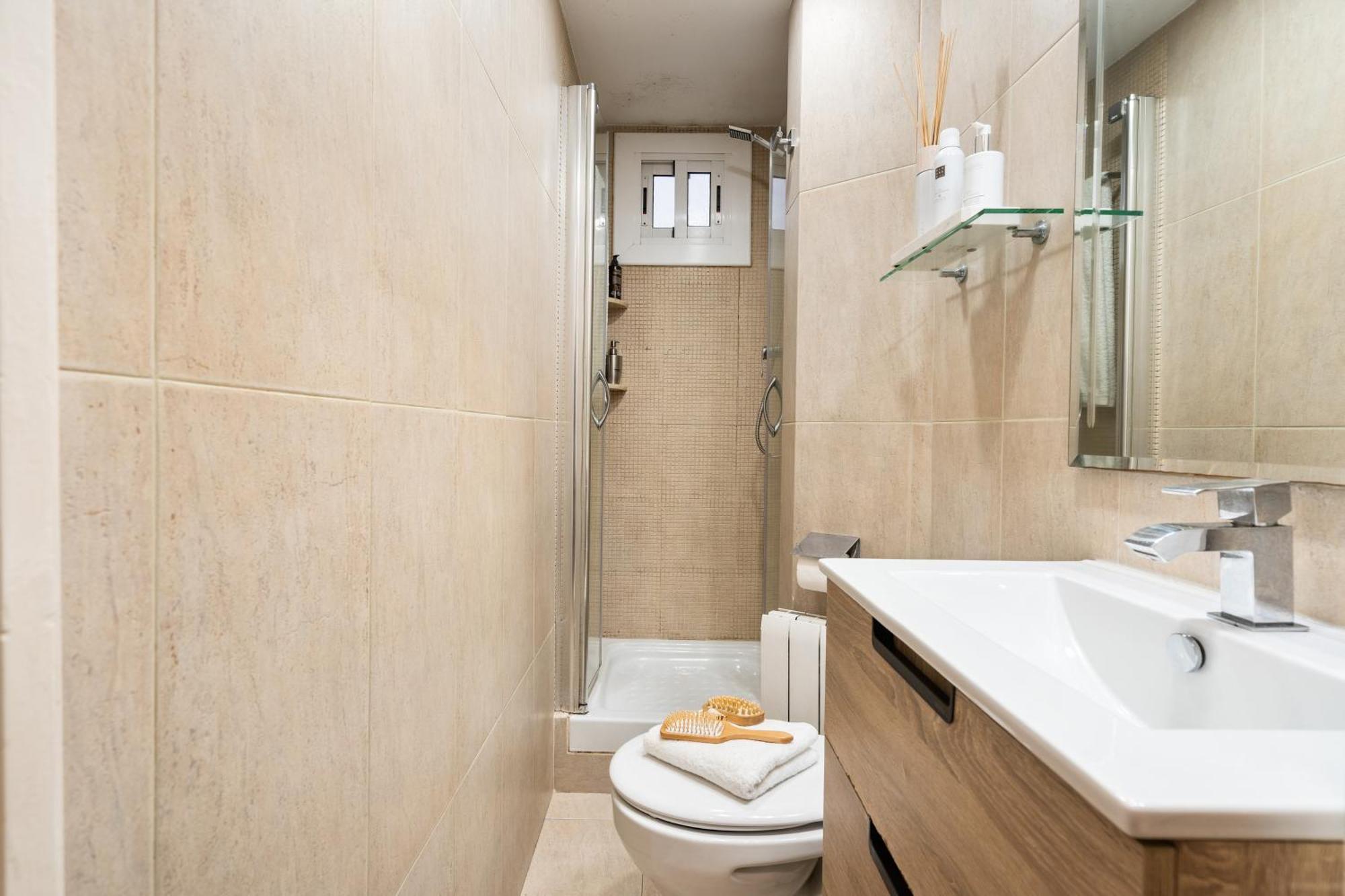 Apartament Fridays Flats Whisper-Quiet Near Sagrada'S Heart Barcelona Zewnętrze zdjęcie
