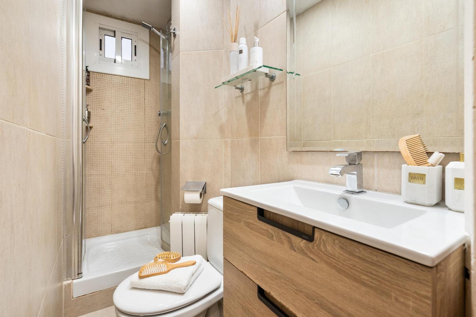 Apartament Fridays Flats Whisper-Quiet Near Sagrada'S Heart Barcelona Zewnętrze zdjęcie